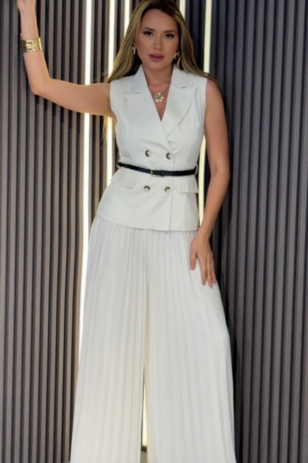 Pleated Set Blusa Y Pantalon Con Cinturon White