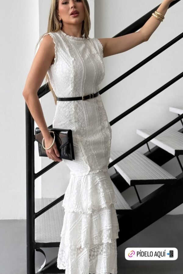 White Dress Con Cinturon