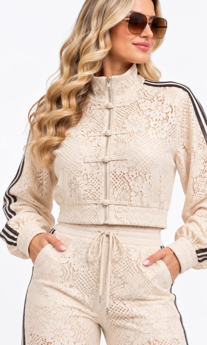 She Travels Set Deportivo Beige